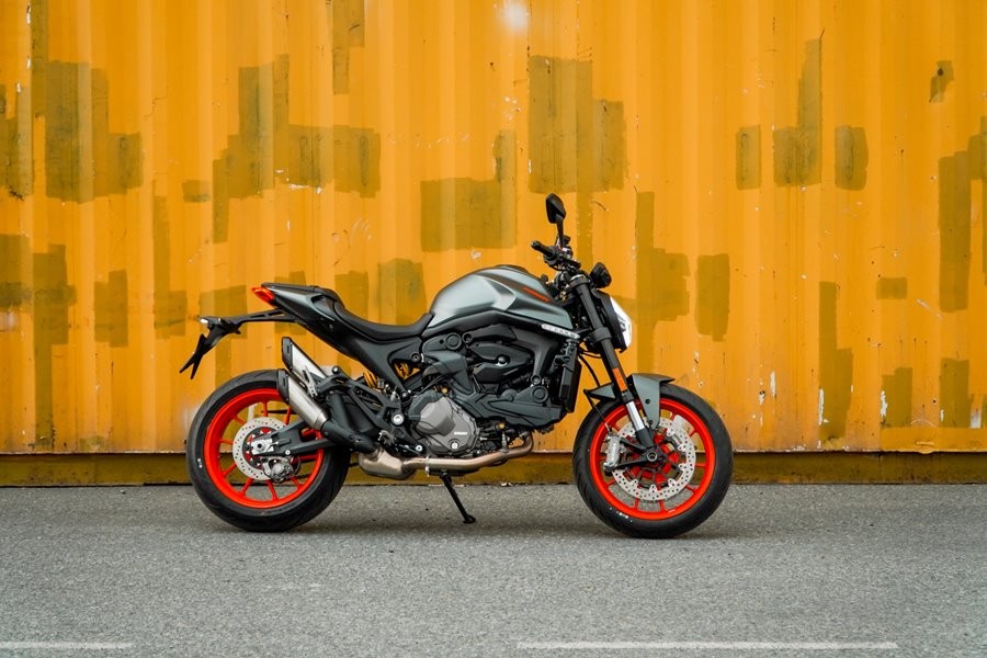 Ducati Monster 937 mới về Việt Nam, giá 439 triệu đồng