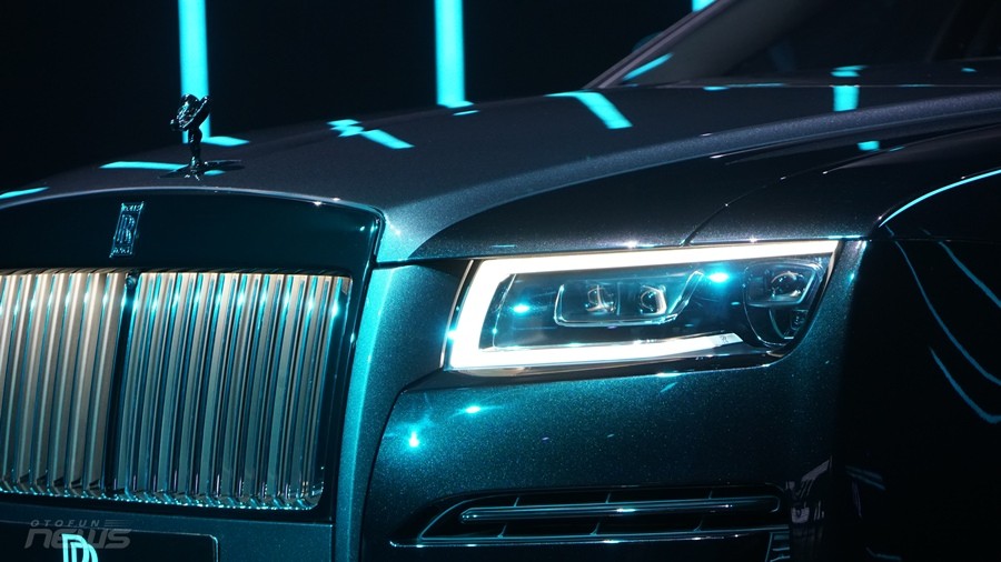 Rolls-Royce sẽ khai tử xe chạy xăng từ năm 2030