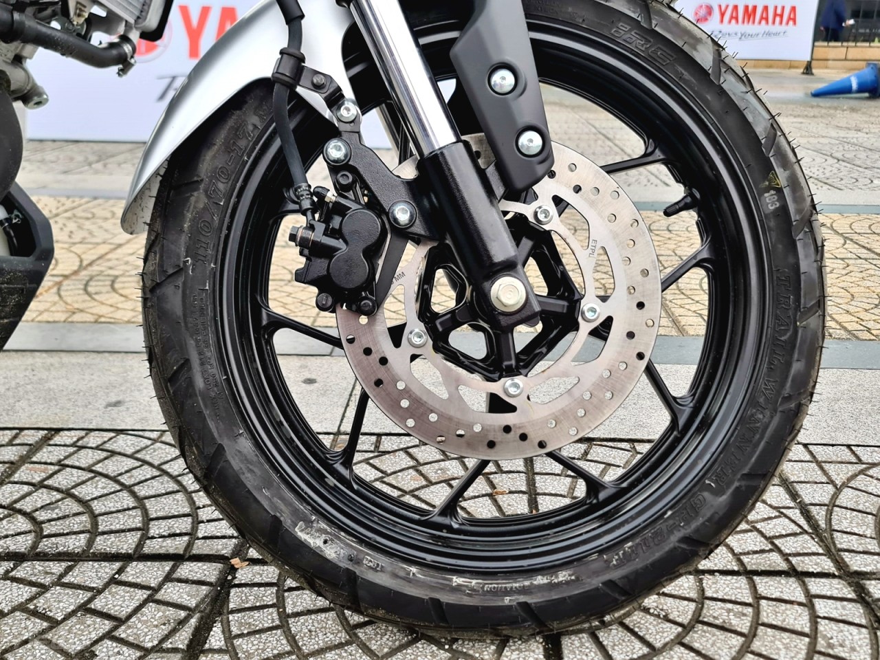 Cận cảnh Yamaha XS155R - xe mô tô mang phong cách Neo-Retro