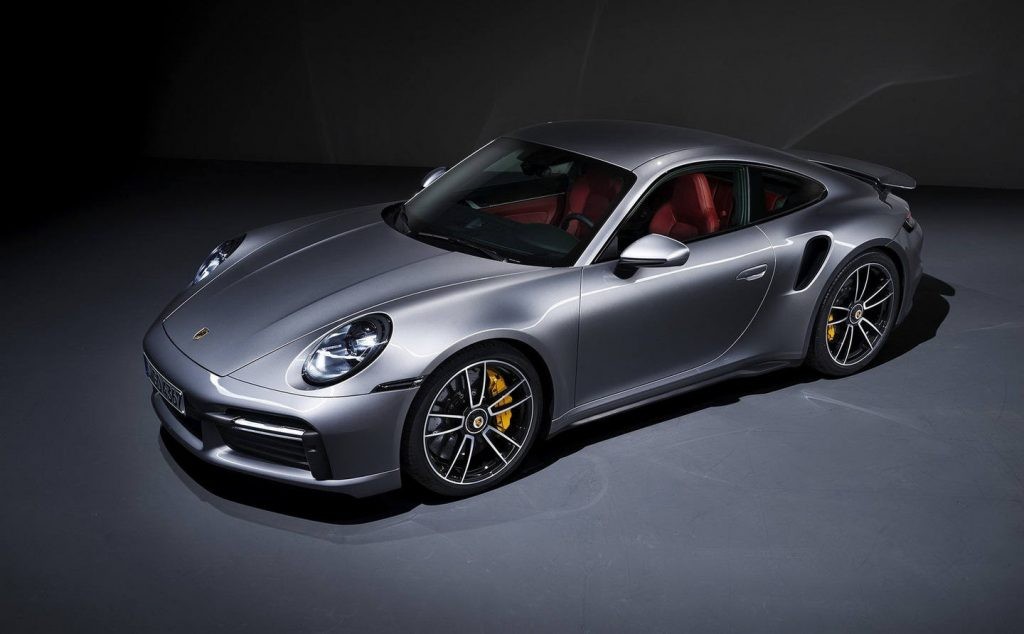 Porsche 911 Turbo S tăng giá bán tại Việt Nam