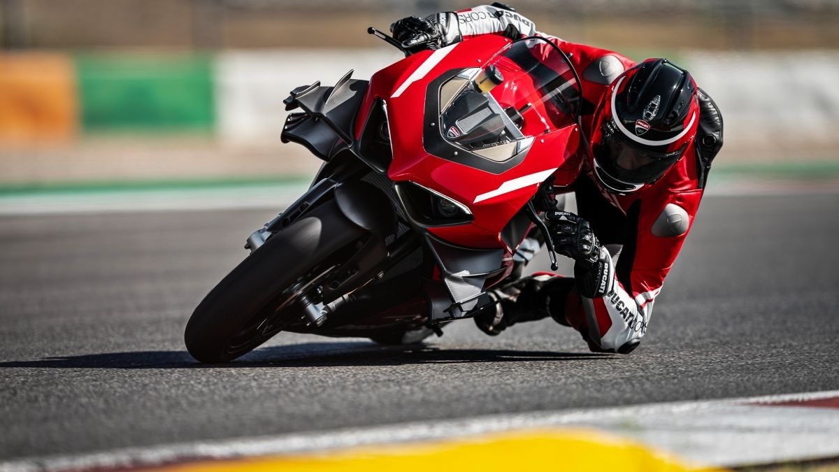 Panigale Superleggera V4 - Siêu mô tô mạnh nhất của Ducati