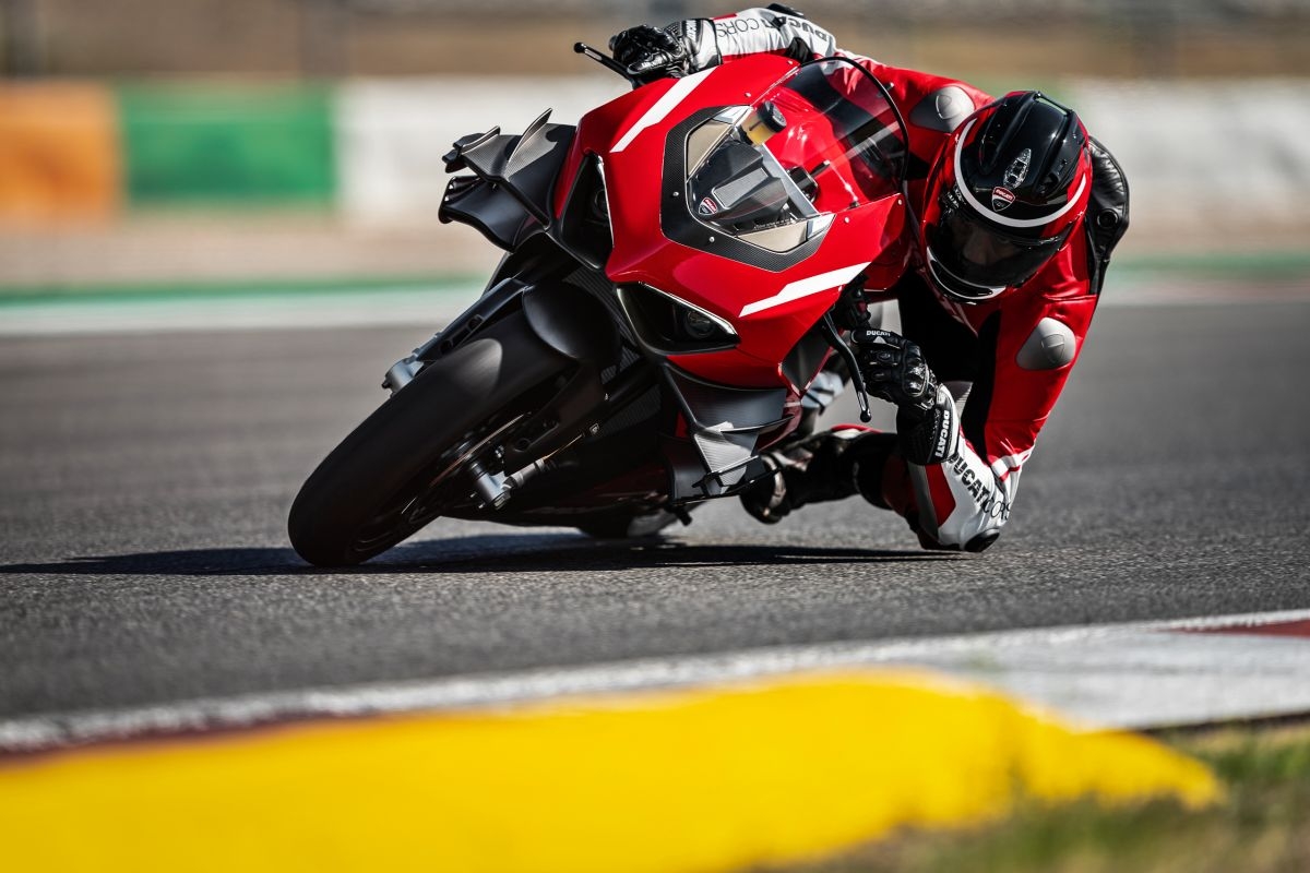 panigale superleggera v4 sieu mo to manh nhat cua ducati