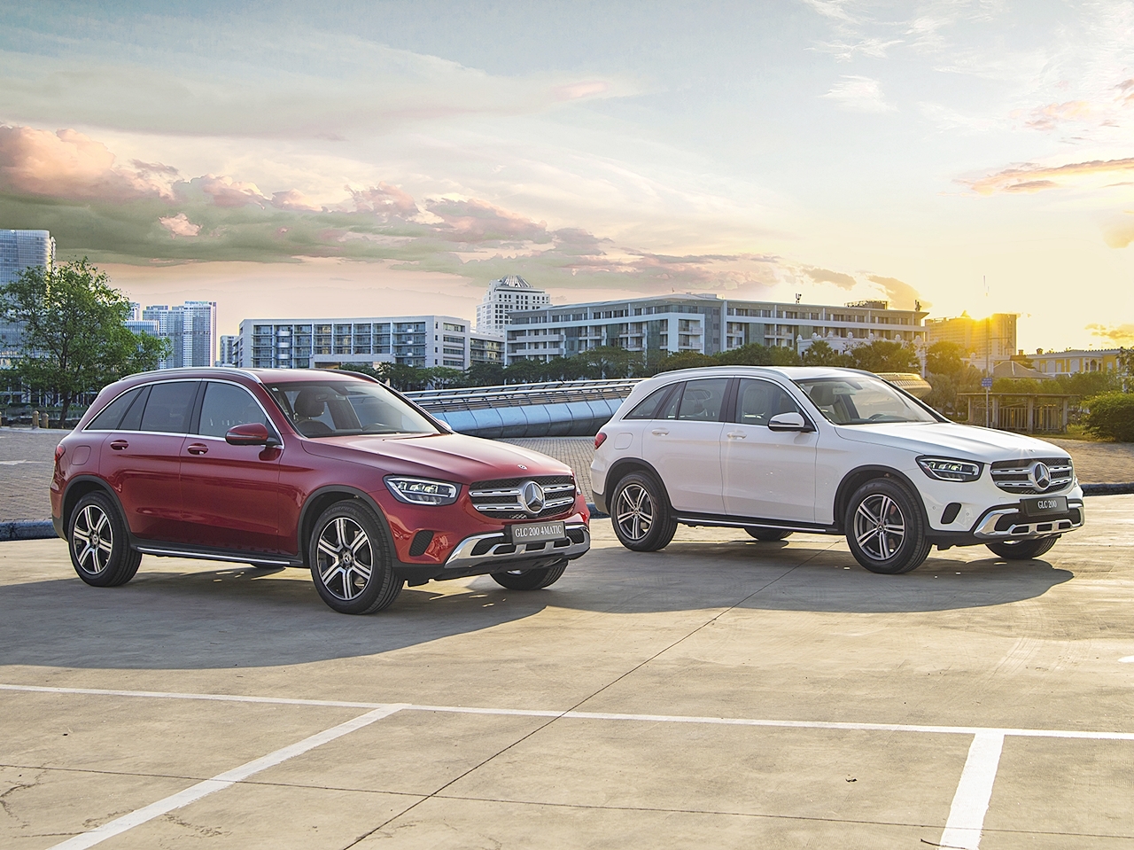 Mercedes-Benz giới thiệu GLC 200 và GLC 200 4MATIC với giá từ 1,749 tỷ đồng mercedes benz gioi thieu glc 200 va glc 200 4matic voi gia tu 1749 ty dong