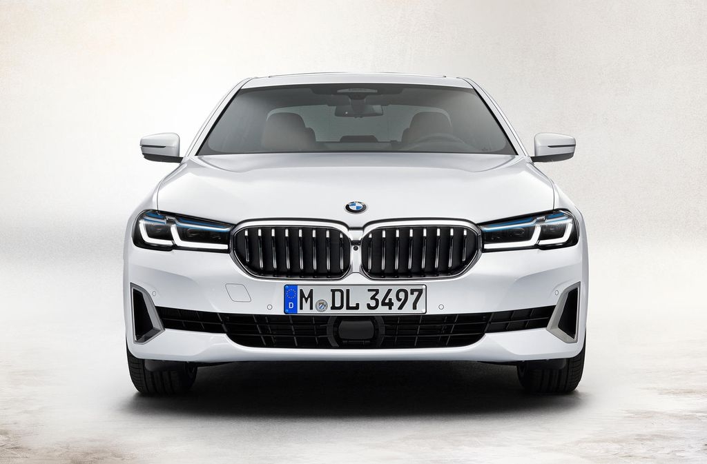 BMW 5-Series 2021 sắp về tại Việt Nam