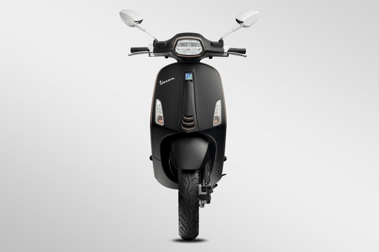 Vespa Sprint S sử dụng màn hình điện tử TFT