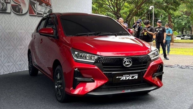 Daihatsu Ayla 2023 "anh em song sinh" với Toyota Wigo chính thức ra mắt