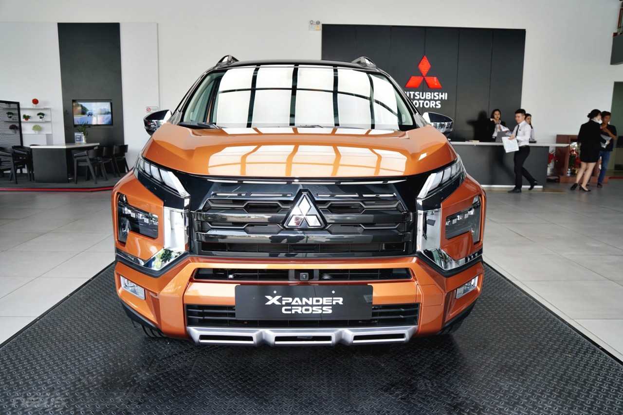 Giá lăn bánh Mitsubishi Xpander Cross 2022 vừa ra mắt