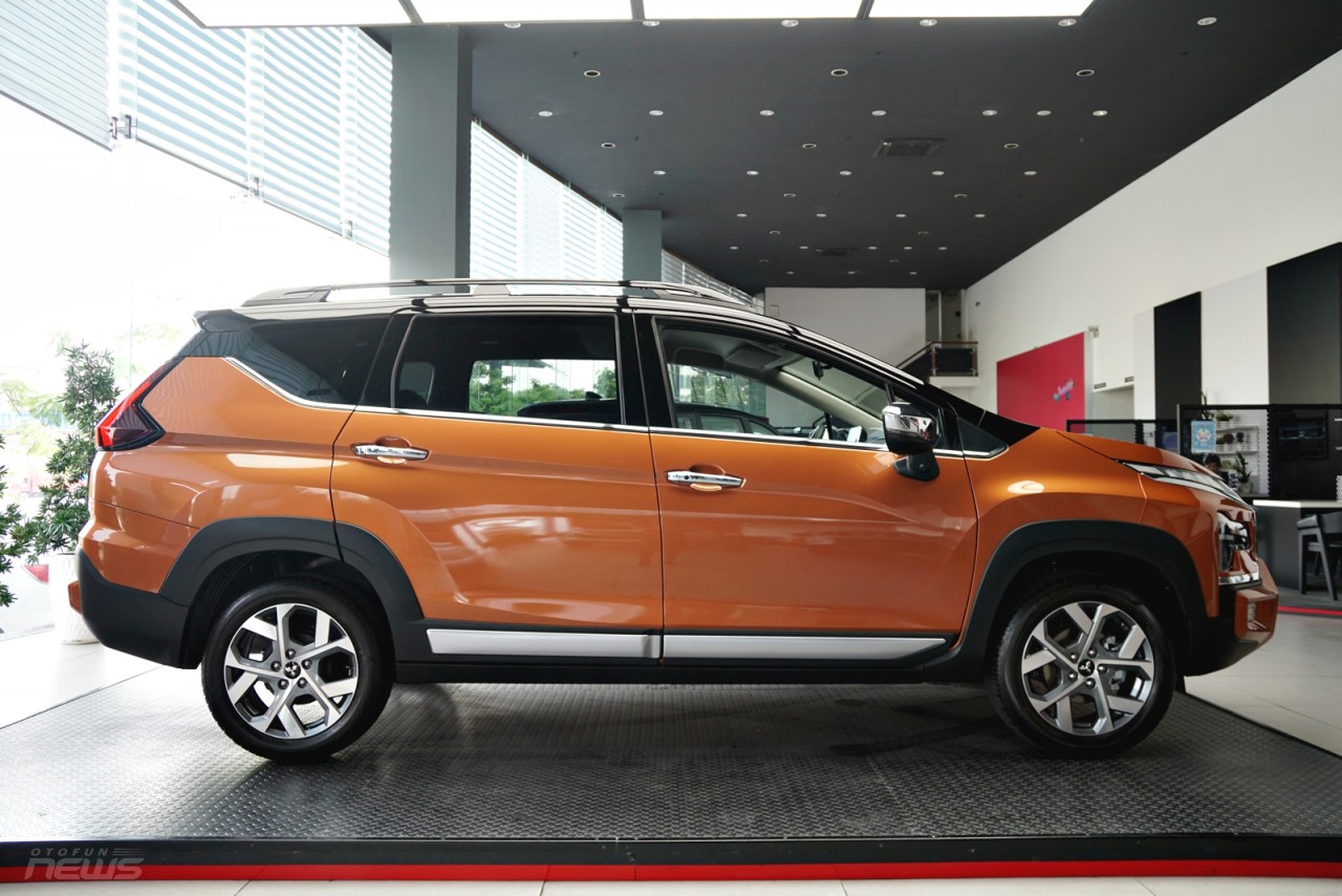 Mitsubishi Xpander Cross 2023 ra mắt tại Việt Nam với giá