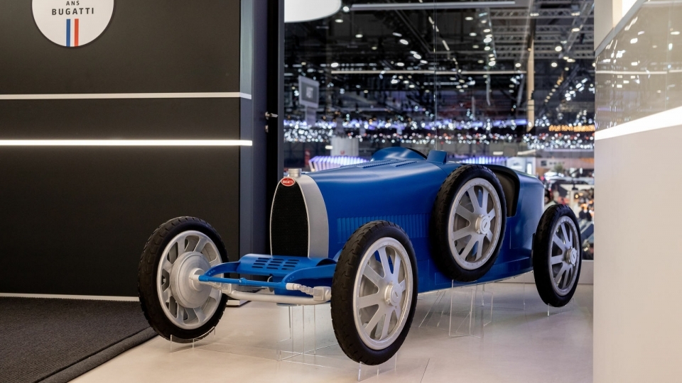 Bugatti Baby II - xe đồ chơi có giá 30.000 Euro