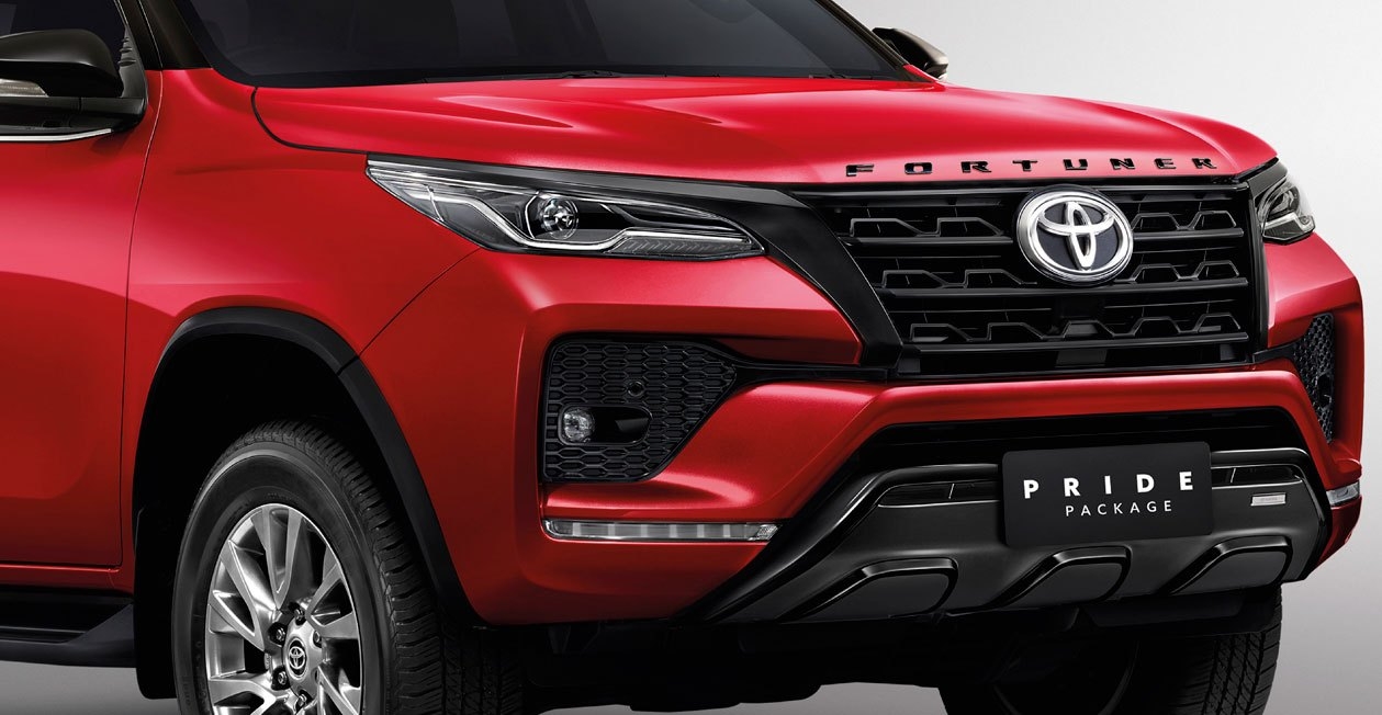 Toyota Fortuner 2021 thể thao hơn với trang bị Pride Package II