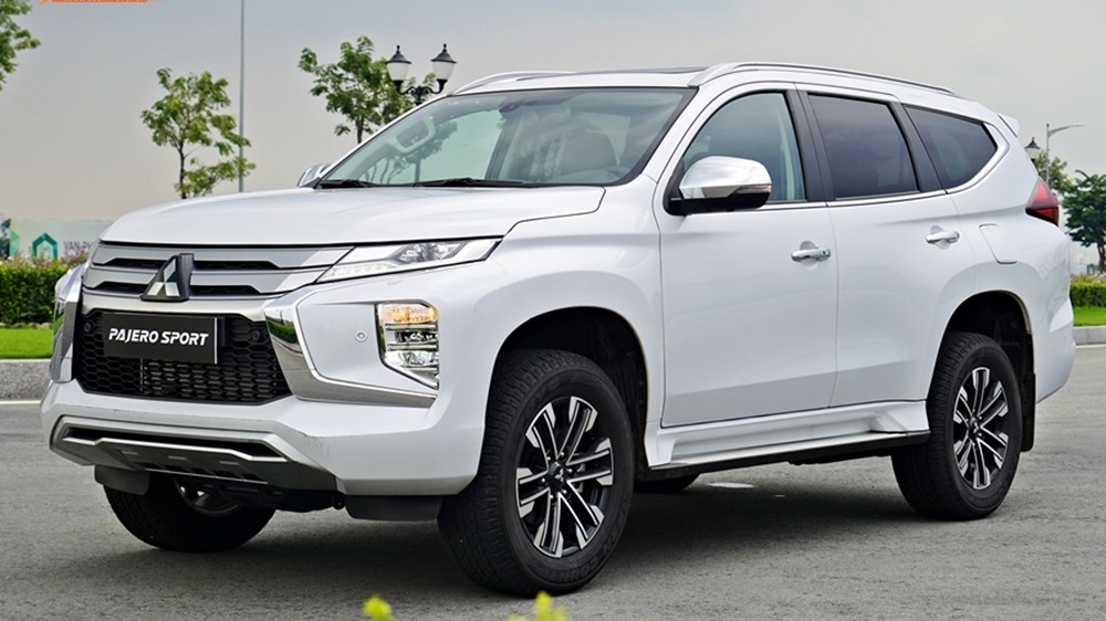 Đại lý giảm mạnh 150 triệu đồng cho Mitsubishi Pajero Sport