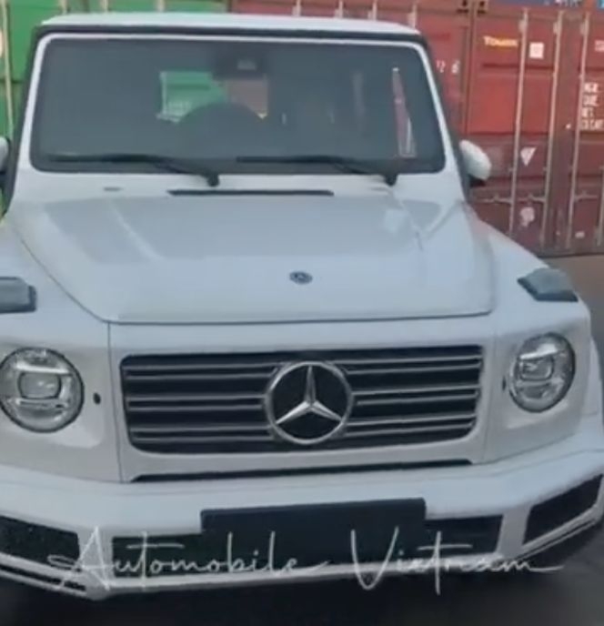 Mercedes-Benz G 350 d đầu tiên đặt chân đến Việt Nam