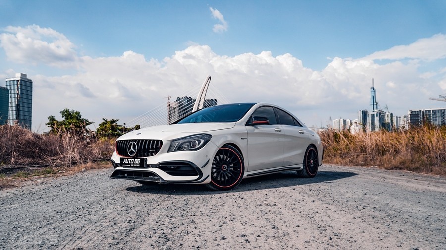 'Hàng Độc' Mercedes-Benz CLA45 AMG OrangeArt Edition lên sàn xe cũ với giá 1,45 tỷ đồng