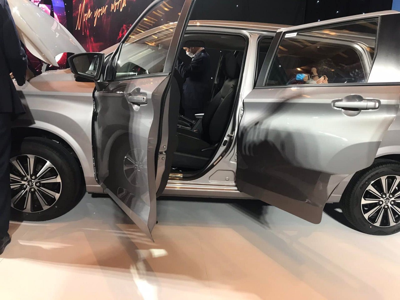 Lộ ảnh nội thất Toyota Veloz Cross dành cho thị trường Việt Nam Lộ ảnh nội thất Toyota Veloz Cross dành cho thị trường Việt Nam