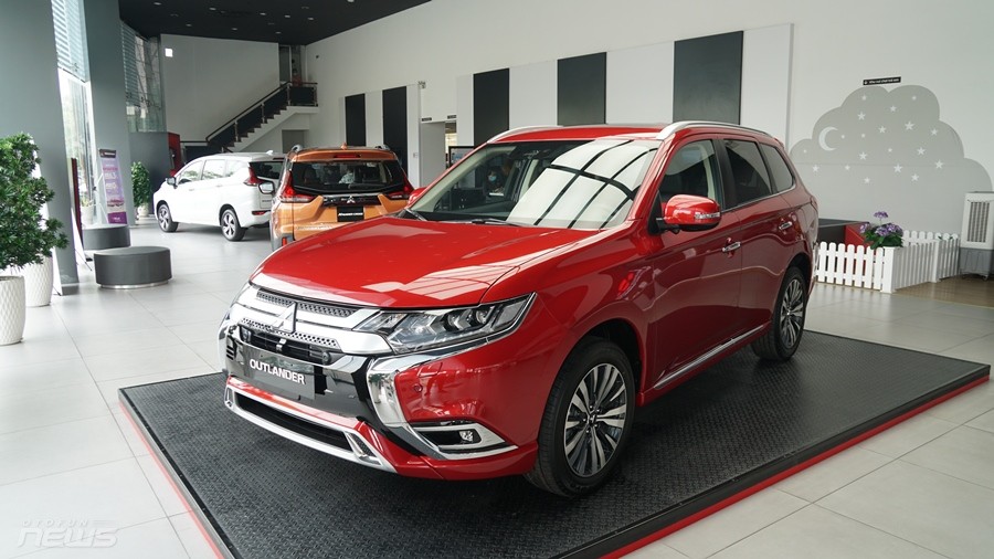 Cận cảnh Mitsubishi Outlander 2022 vừa được ra mắt