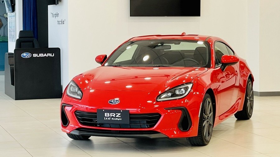 Cận cảnh xe thể thao Subaru BRZ 2022 tại Việt Nam