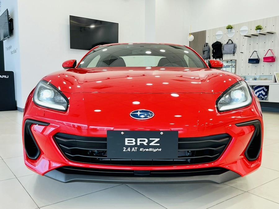 Cận cảnh xe thể thao Subaru BRZ 2022 tại Việt Nam