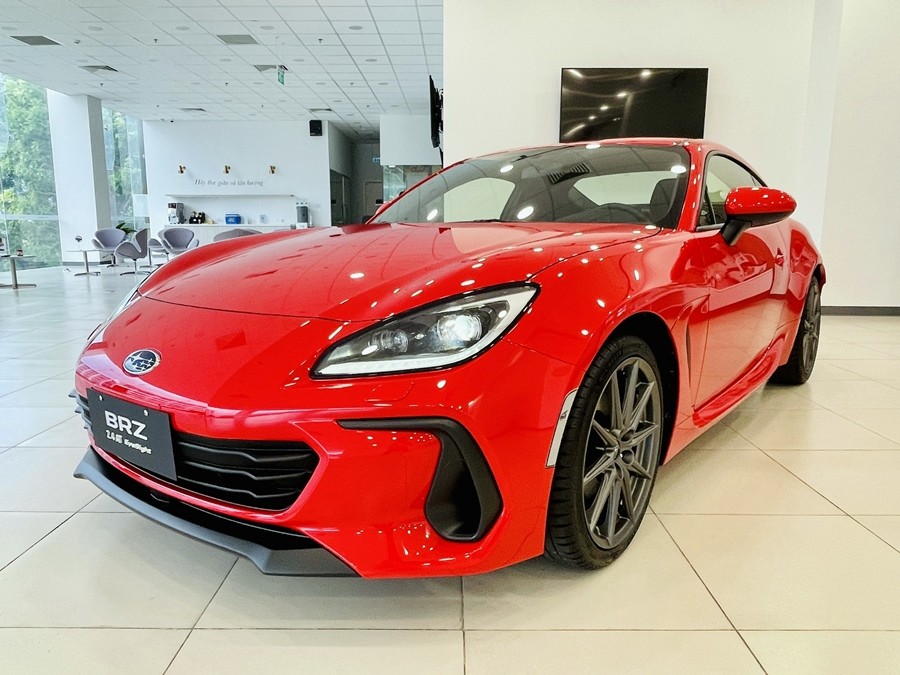 Cận cảnh xe thể thao Subaru BRZ 2022 tại Việt Nam