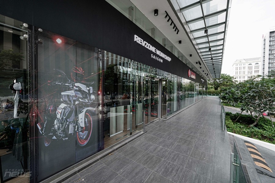 Showroom Revzone Yamaha Motor Sài Gòn đi vào hoạt động