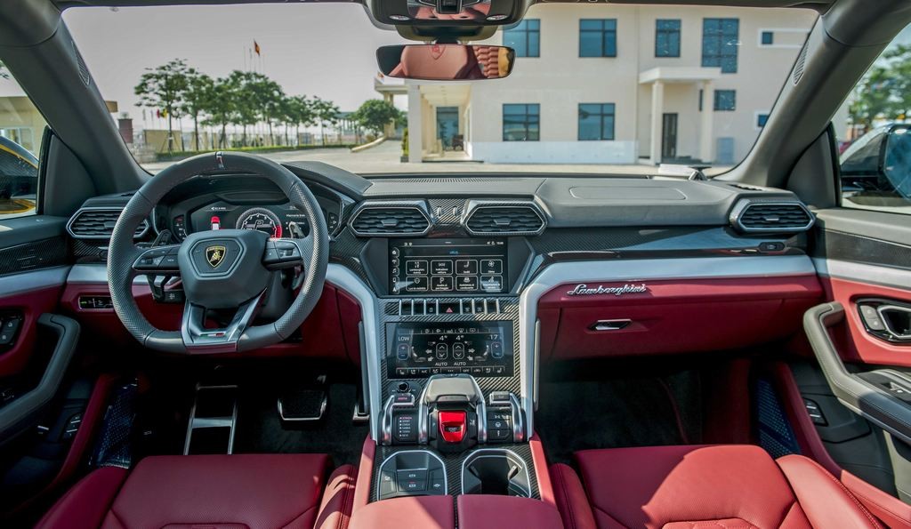 Lamborghini Urus Performante âm thầm xuất hiện tại Việt Nam