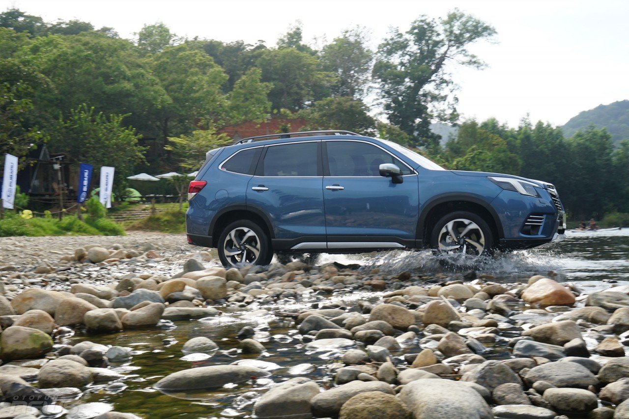 Đánh giá vận hành Subaru Forster 2023: Xứng danh SUV đa dụng