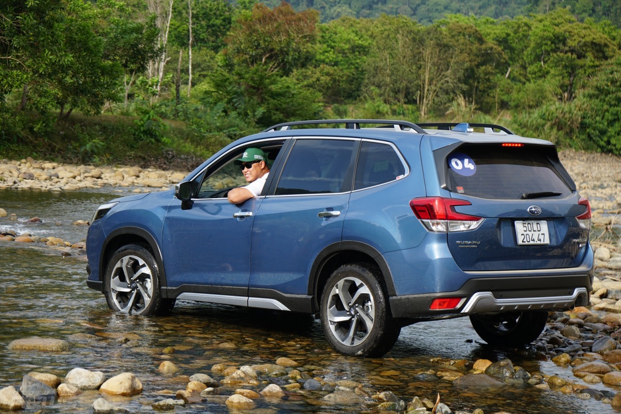 Đánh giá vận hành Subaru Forster 2023: Xứng danh SUV đa dụng