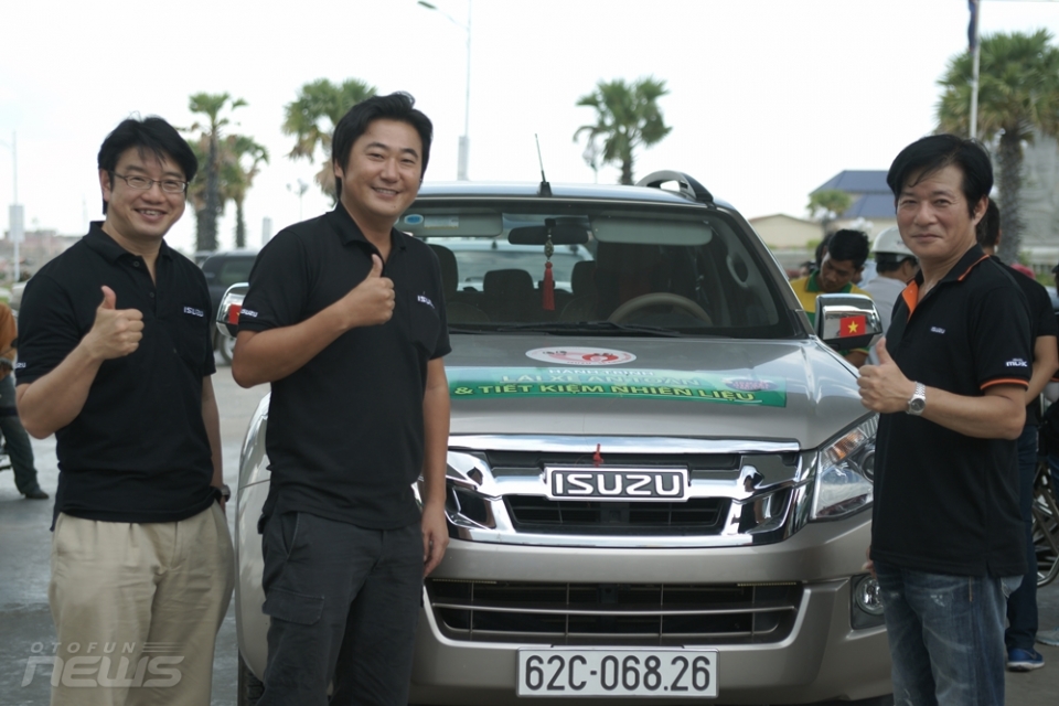 isuzu diesel challenge 2017 d max tieu hao 281l243 km