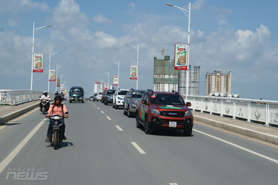 isuzu diesel challenge 2017 d max tieu hao 281l243 km