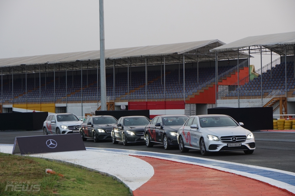 Mercedes-Benz Việt Nam công bố kế hoạch đầy tham vọng trong năm 2018 mercedes benz viet nam cong bo ke hoach day tham vong trong nam 2018