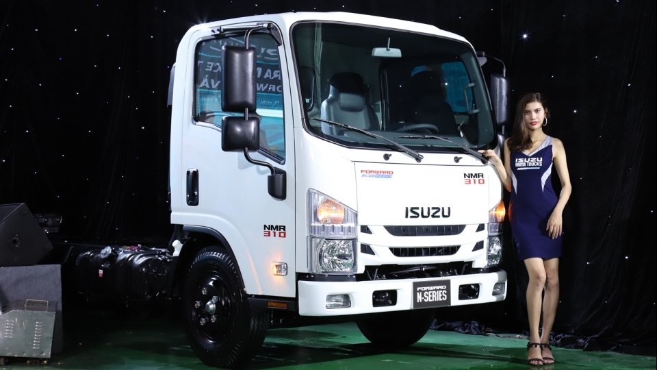 Xe tải mới của Isuzu được trang bị động cơ đạt tiêu chuẩn khí thải EURO 4