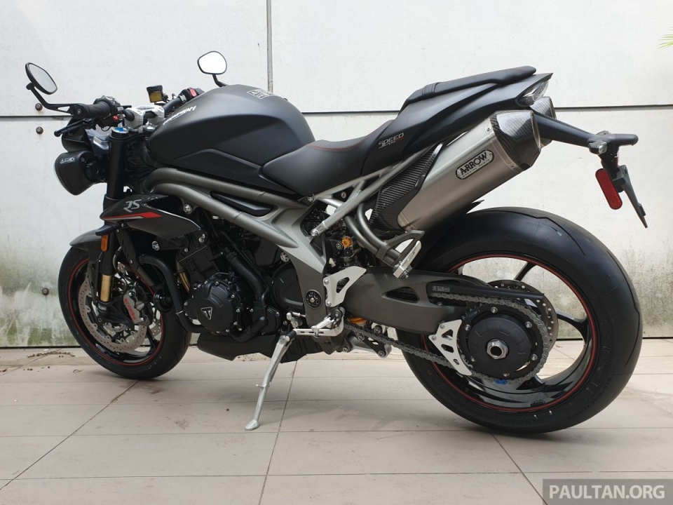 triumph speed triple 1050 rs 2019 co mat tai dong nam a