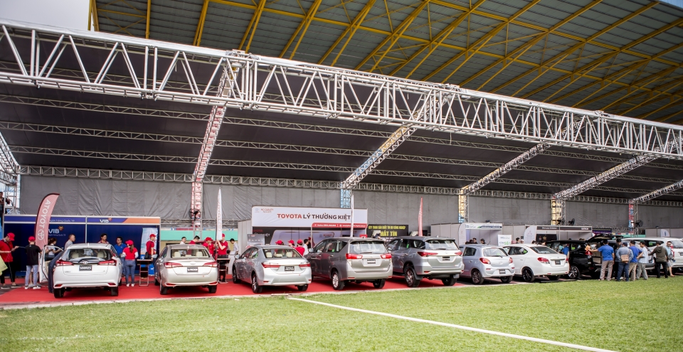 Khai mạc hội chợ mua bán ô tô cũ và mới khai mac hoi cho mua ban o to cu va moi