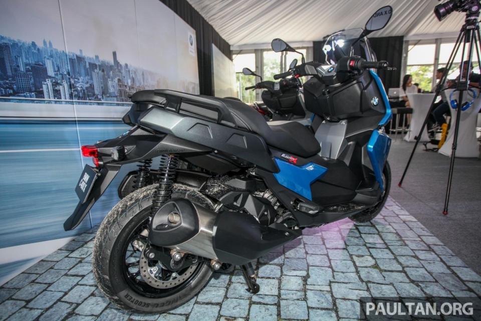 bmw motorrad mang bo doi xe tay ga 350cc den dong nam a