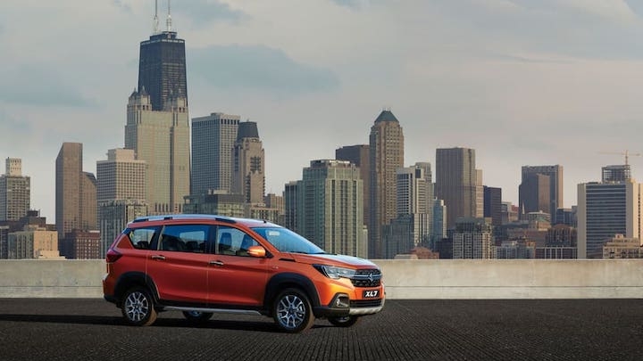 suzuki xl7 co gia 589 trieu dong tai viet nam