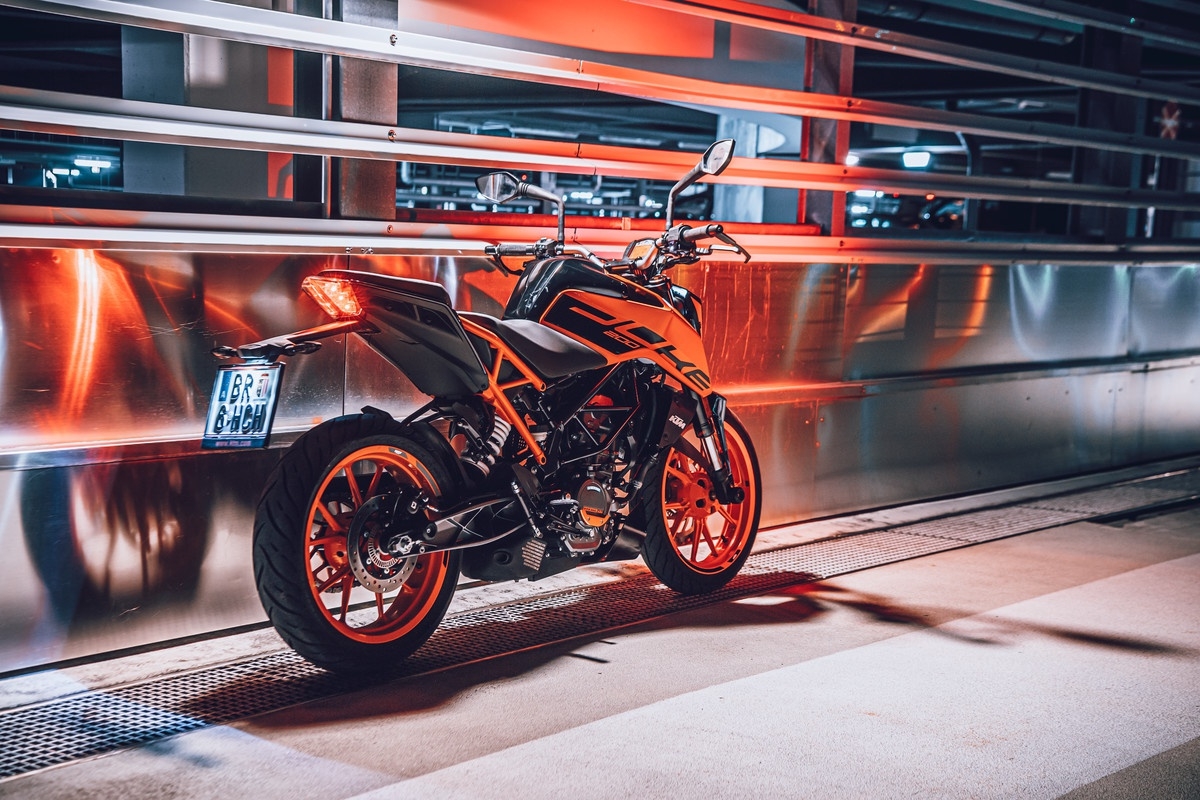 KTM 200 Duke 2021 ra mắt tại Malaysia, chuẩn bị về Việt Nam
