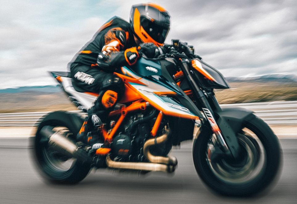 KTM giới thiệu 1290 Super Duke RR, số lượng giới hạn chỉ 500 chiếc