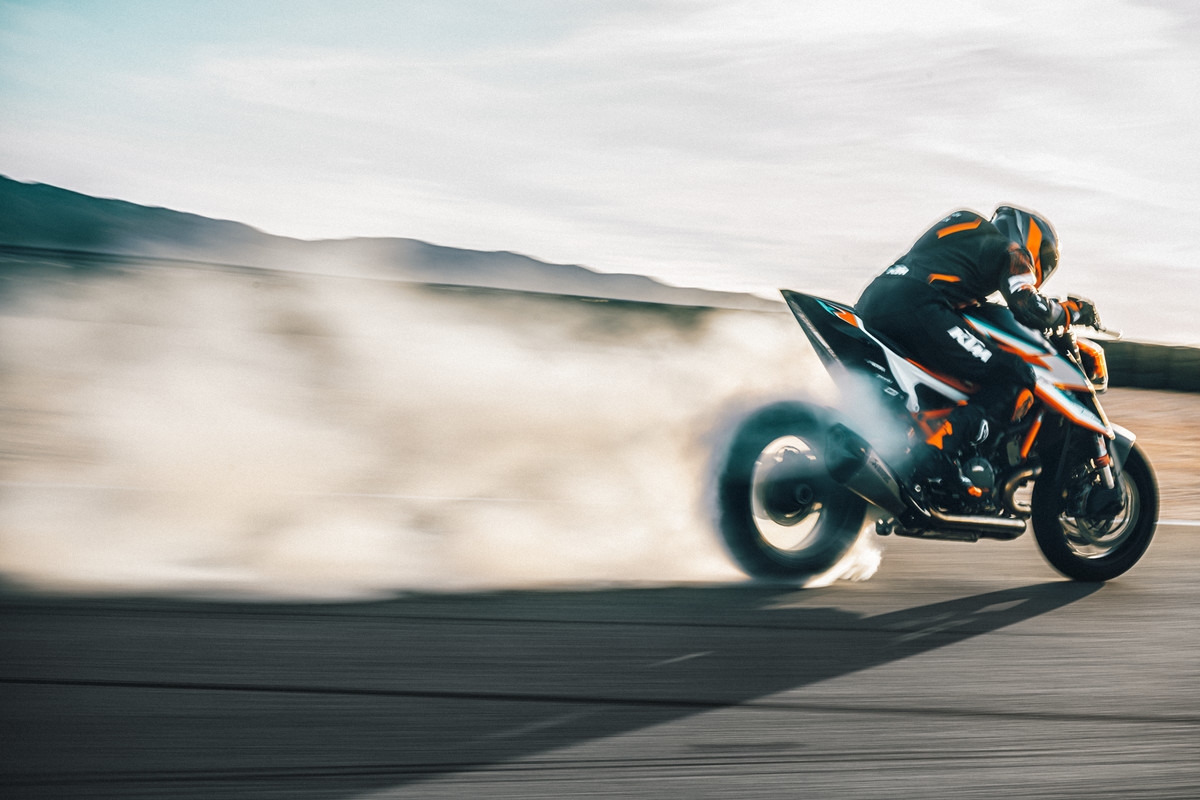 KTM giới thiệu 1290 Super Duke RR, số lượng giới hạn chỉ 500 chiếc