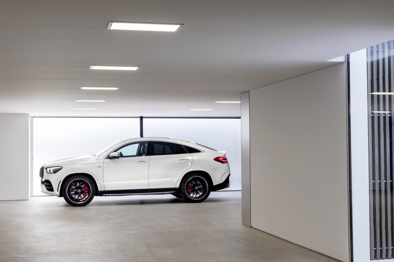 Mercedes-AMG GLE 53 4MATIC+ Coupé được bán tại Việt Nam với 5,349 tỷ đồng