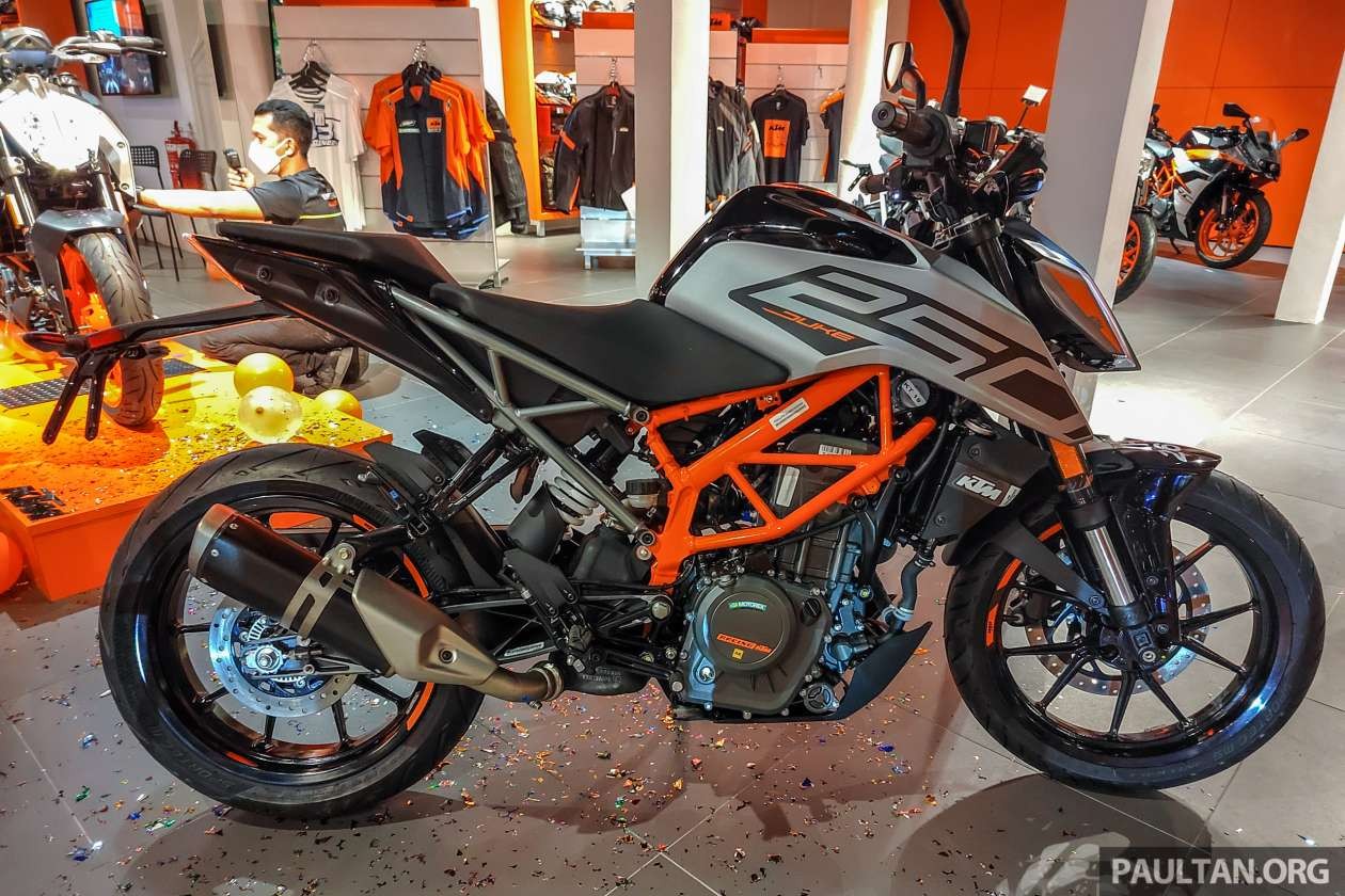 KTM Duke 250 2022 có thêm màu mới