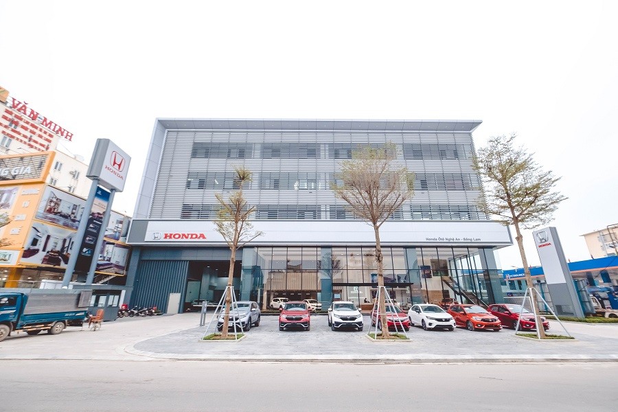 Hai đại lý Honda theo tiêu chuẩn mới đi vào hoạt động