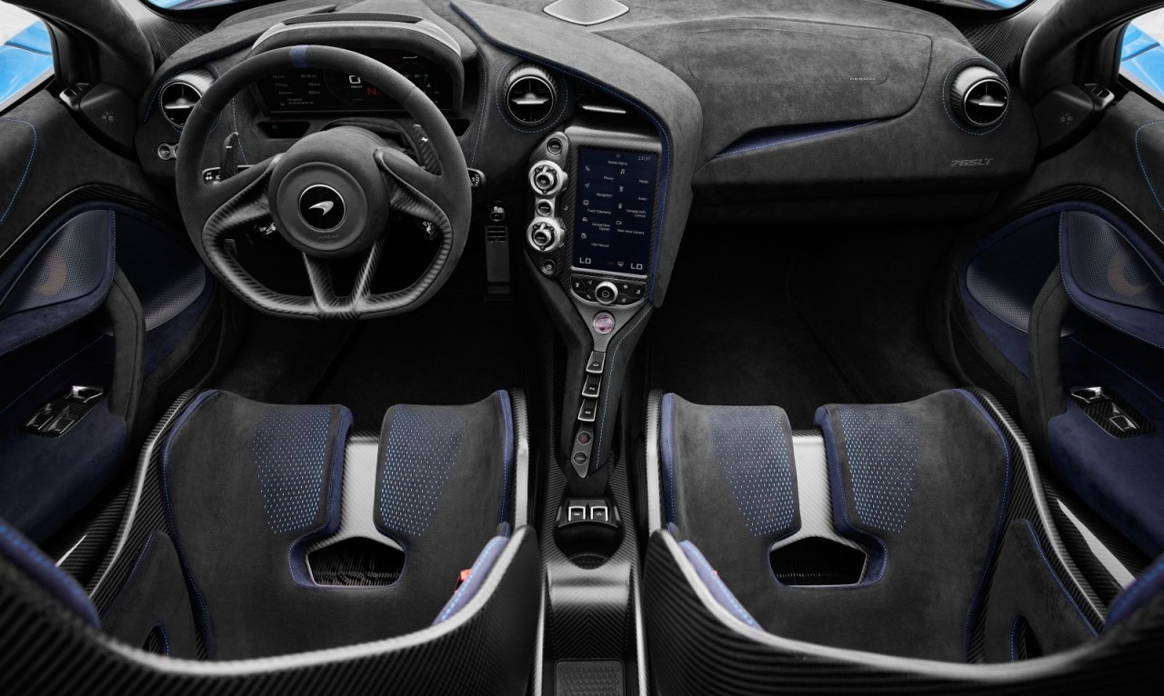 McLaren 765LT Spider chính hãng tại Việt Nam có giá hơn 29 tỷ đồng