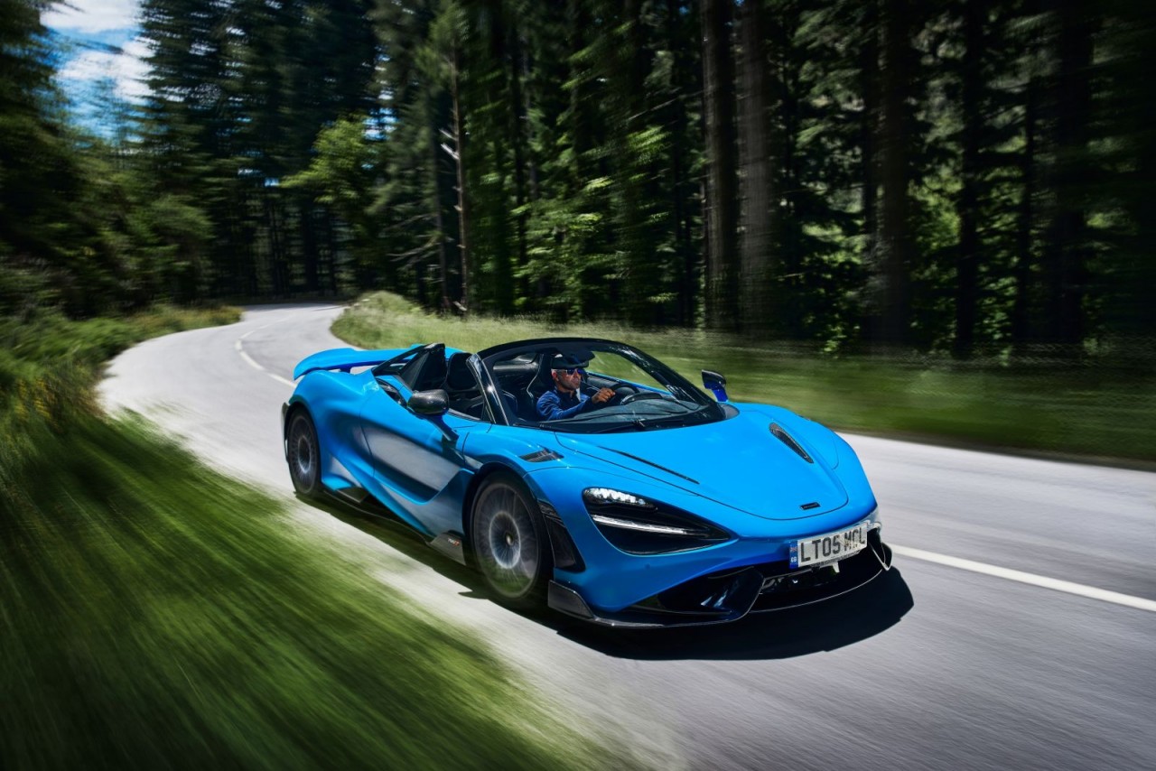 McLaren 765LT Spider chính hãng tại Việt Nam có giá hơn 29 tỷ đồng