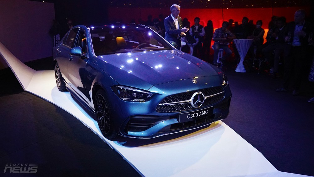 Mercedes-Benz C-Class hoàn toàn mới ra mắt