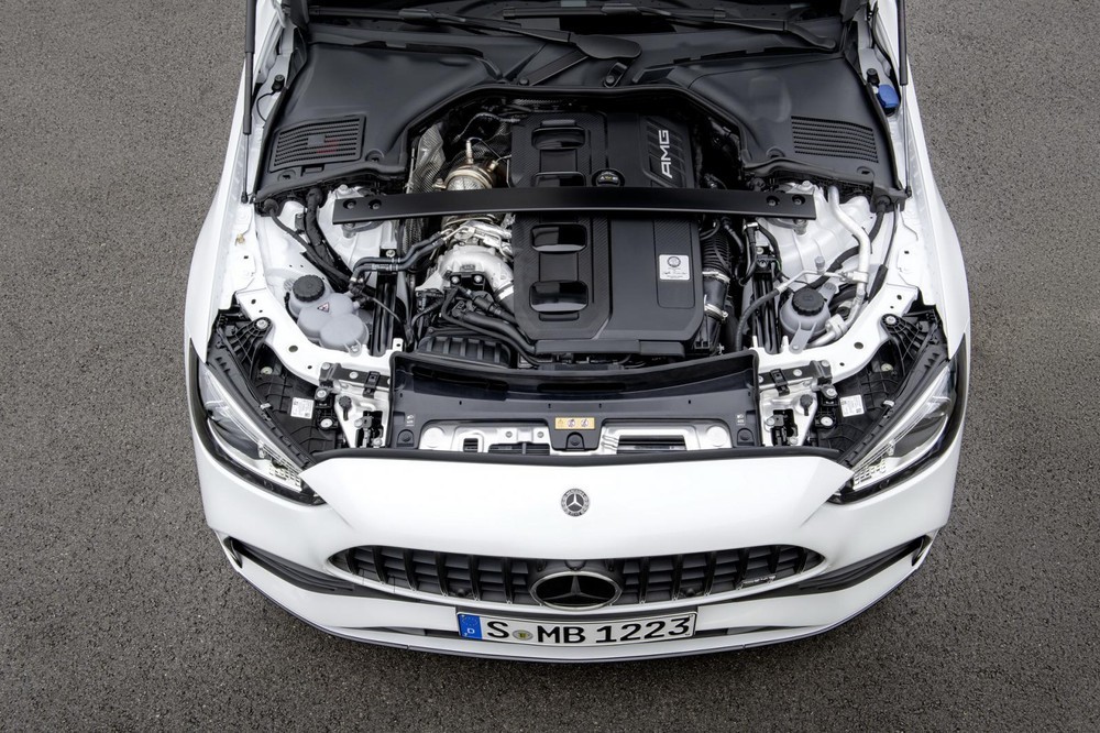 Mercedes-AMG C43 4Matic mới có công suất gần bằng siêu xe