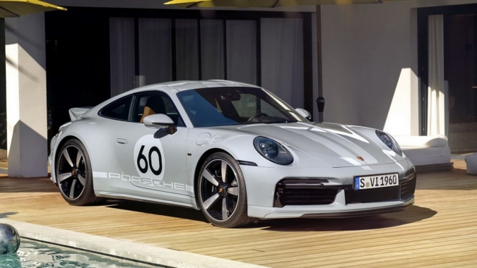 Porsche ra mắt 911 Sport Classic 2023 sử dụng hộp số sàn