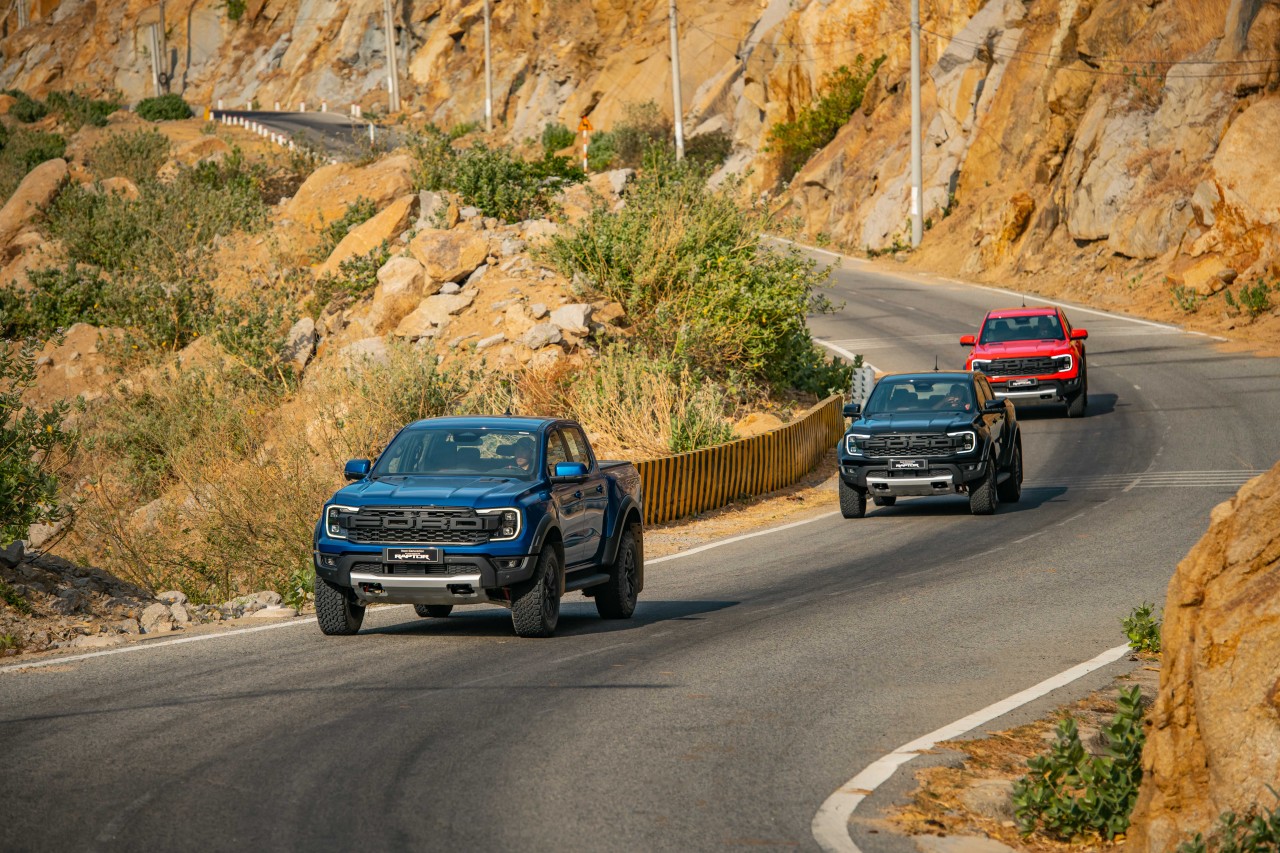 Cận cảnh Ford Ranger Raptor 2023, giá 1,299 tỷ đồng