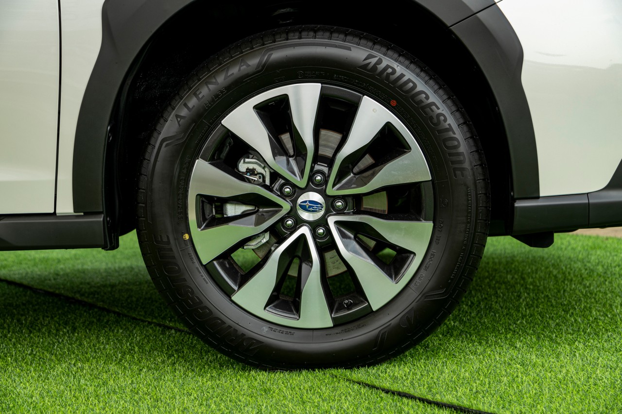 Subaru Outback 2023 ra mắt, nhập khẩu Nhật Bản giá lên tới 2,099 tỷ đồng
