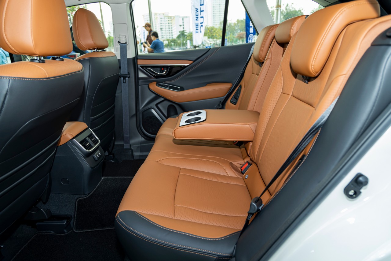 Subaru Outback ra mắt, nhập khẩu Nhật Bản giá bán lên tới 2,099 tỷ đồng