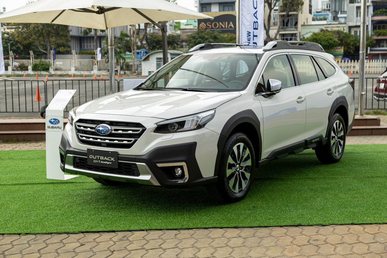 Subaru Outback 2023 ra mắt, nhập khẩu Nhật Bản giá lên tới 2,099 tỷ đồng