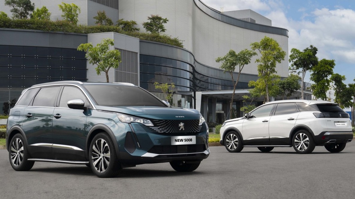 Peugeot giảm giá hàng loạt xe lên tới 45 triệu đồng tại Việt Nam